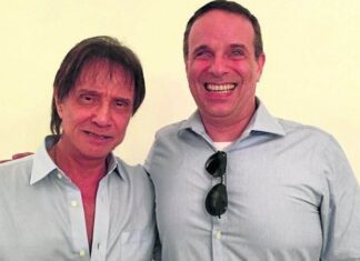 Morre, aos 52 anos, o radialista Dudu Braga, filho de Roberto Carlos