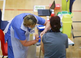 São Paulo estuda aplicar quarta dose de vacina em transplantados