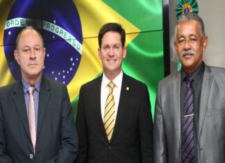 Jairo Bispo e Flávio Perin estiveram no dia (17/08/2021) em Brasília com o ministro João Roma