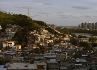 Polícia prende no Rio 12 pessoas envolvidas com milícias