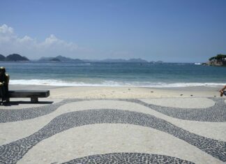 Rio começa a exigir comprovante de vacinação nesta quarta-feira (15)