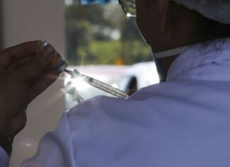 Covid-19: DF começa nova antecipação da segunda dose da Pfizer