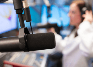 Ministério das Comunicações e Casa Civil recebem representantes das rádios comunitárias