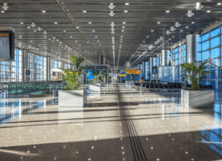 Demanda por voos domésticos cresce em outubro