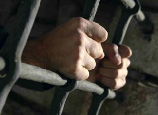 Homem simula o próprio sequestro para extorquir mãe e avó