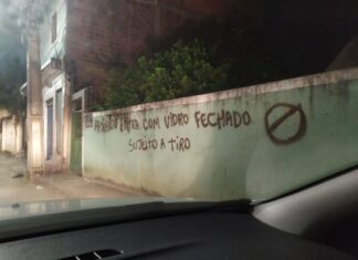 Bairro da Paz: facção deixa mensagem ousada em muro de imóvel e assusta população