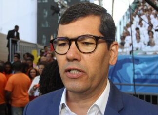 Após caso de turista viralizar, Tinoco defende regulamentação de pintores tribais em Salvador