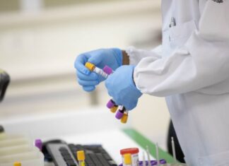 ‘Flurona’: detectado primeiro caso de dupla infecção de Covid e Influenza