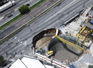 Concessionária nega que tatuzão do metrô tenha atingido rede de esgoto