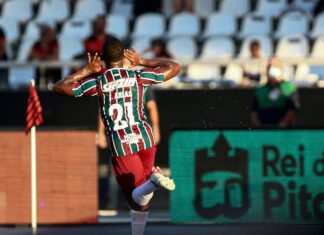 Fluminense é letal e supera Flamengo no primeiro clássico do Carioca