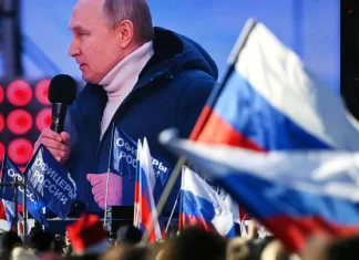 Durante show, presidente russo diz que país nunca esteve tão forte