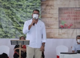 Prefeito de Piatã vai às redes sociais de Rui e faz relato sobre homem que morreu na fila da regulação: “Até quando?”