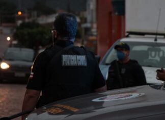 Suboficial da Marinha é morto durante tentativa de assalto em pizzaria na BA 099