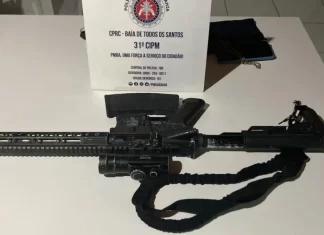 Fuzil e drogas apreendidas em Valéria