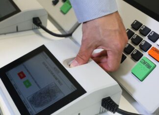 Eleitor já pode informar à Justiça Eleitoral onde irá votar