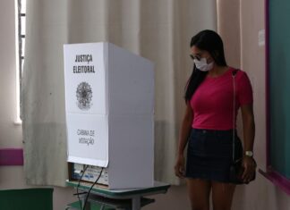 Eleições 2022 mantêm maioria do eleitorado feminina, com 53%