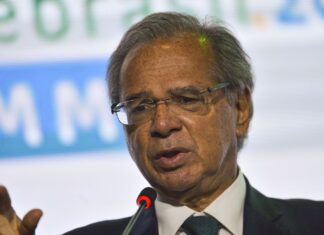 Ministro da Economia defende fim do IPI