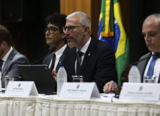 Em meio à pandemia, aprendizagem cai nas escolas do país