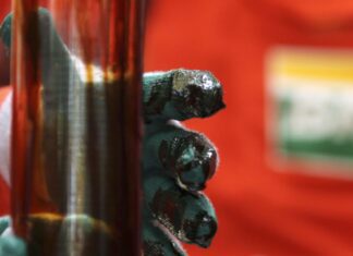 Pré-sal produzirá 7,7 bilhões de barris de óleo em partilha até 2032