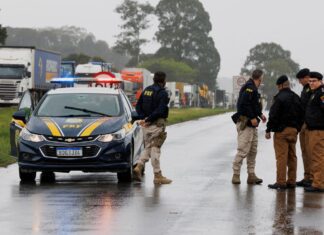 PRF registra um bloqueio parcial em rodovia federal