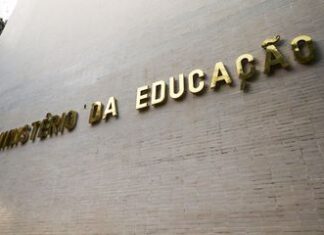 MEC diz “buscar soluções” sobre bloqueio orçamentário