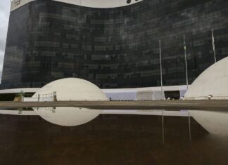 André Ramos Tavares toma posse como ministro substituto do TSE