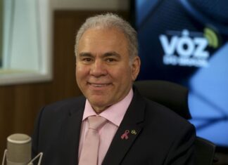 Ministro da Saúde pede que pais vacinem filhos contra a poliomielite