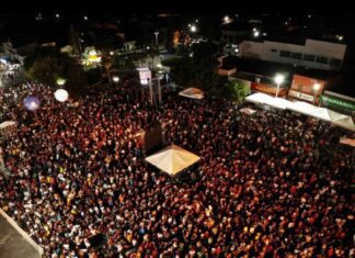 Casa cheia na primeira noite do Água Fria Fest
