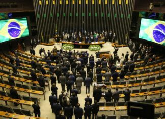 Câmara aprova intervenção federal na segurança pública do DF
