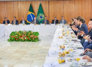 RUI ASSEGURA QUE GOVERNO FEDERAL VAI RETOMAR OBRAS E PROGRAMAS EM TODO O PAÍS