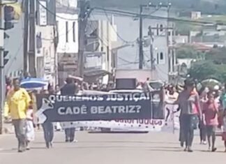 Em Barra da Estiva manifestantes tomam as ruas cobrando informações sobre o sumiço de Beatriz