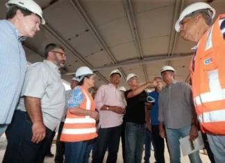 Governo realiza vistoria do tramo III do metrô que entra em fase de testes neste mês