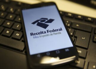 Receita recebe mais de 1 milhão de declarações do IR no primeiro dia