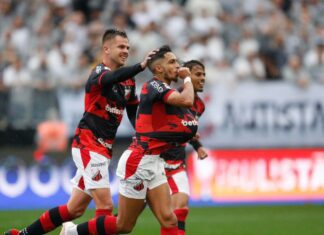 Corinthians perde para Ituano e se despede do Campeonato Paulista