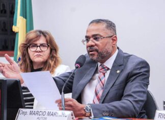 Audiência pública debate altos custos em serviços aéreos