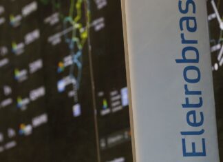 AGU contesta no Supremo parte da lei que privatizou a Eletrobras