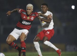 De olho na ponta da classificação, Flamengo visita Bragantino