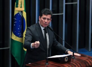 Moro diz que Lula “fere espírito republicano” ao indicar Zanin para o STF