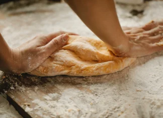 SineBahia divulga vagas de emprego para Salvador e cidades da RMS nesta quarta-feira; confira