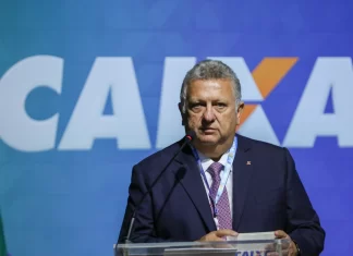 Vieira assume Caixa com promessa de induzir crescimento econômico