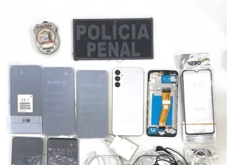 Funcionário do Conjunto Penal é detido após ser flagrado entregando celulares para presos