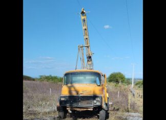 Dois homens que perfuravam poço artesiano morrem eletrocutados em Botuporã