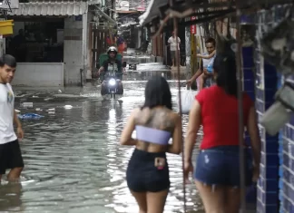 Sete em cada 10 brasileiros sofreram com eventos climáticos extremos