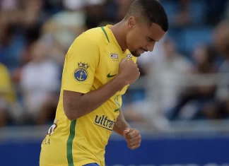 Rodrigo e Adriele são escolhidos melhores do mundo no Beach Soccer