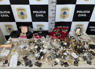 Polícia Civil recupera cerca de R$ 100 mil em joias furtadas em Feira de Santana