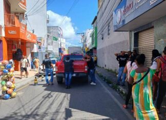 Polícia Civil e Receita Federal apreendem mercadorias durante operação no Feiraguay