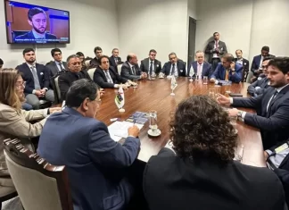 Hoteleiros da Bahia defendem o setor de turismo na reforma tributária em ida a Brasília