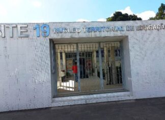 Mãe de estudante autista diz que filho foi proibido de levar lanche de casa; adolescente tem seletividade alimentar