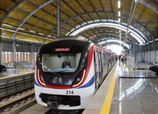 Falha de energia na Linha 1 do metrô gera superlotação em estações de Salvador