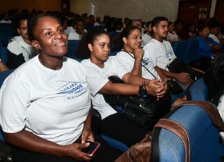 Universidade para Todos abre inscrições com 20 mil vagas para pré-vestibular gratuito na Bahia